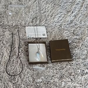 Yiwu Jewelry Crystal Pendant Necklace